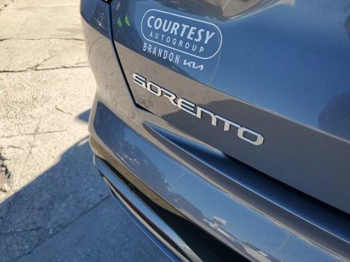 2023 Kia Sorento EX