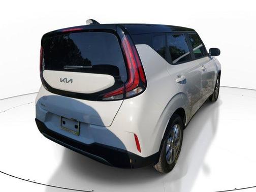 2025 Kia Soul S
