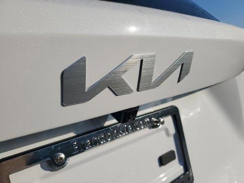 2025 Kia Sorento LX