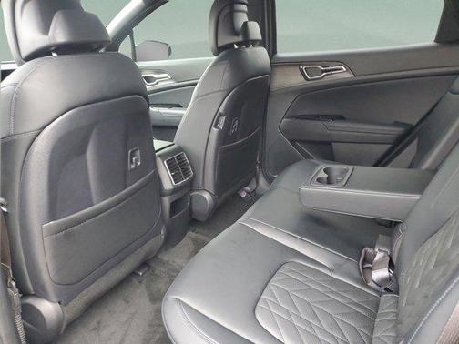 2023 Kia Sportage Plug-In Hybrid X-Line