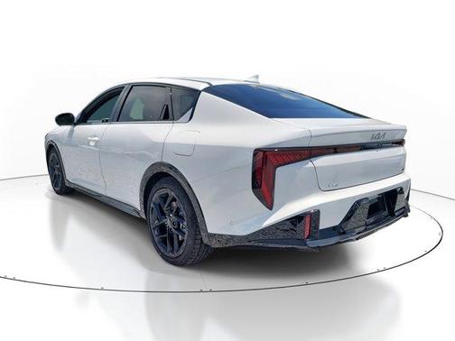 2025 Kia K4 GT-Line Turbo