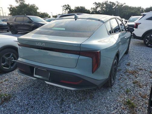 2025 Kia K4 EX