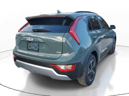 2025 Kia Niro EX