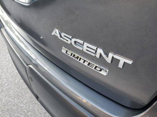 2022 Subaru Ascent Limited 8-Passenger