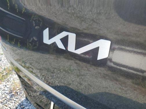 2025 Kia EV6 Wind
