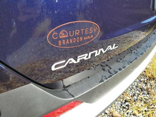 2025 Kia Carnival EX