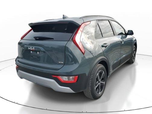 2025 Kia Niro EX