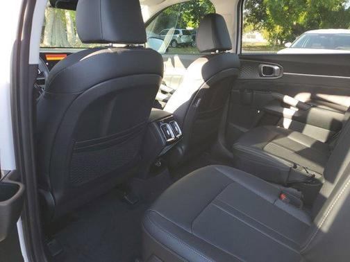 2025 Kia Sorento SX