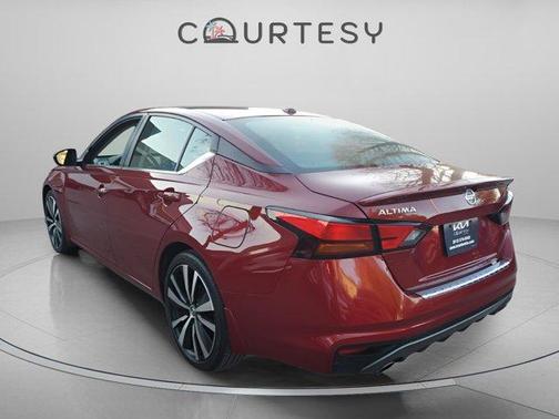 2021 Nissan Altima 2.5 SR