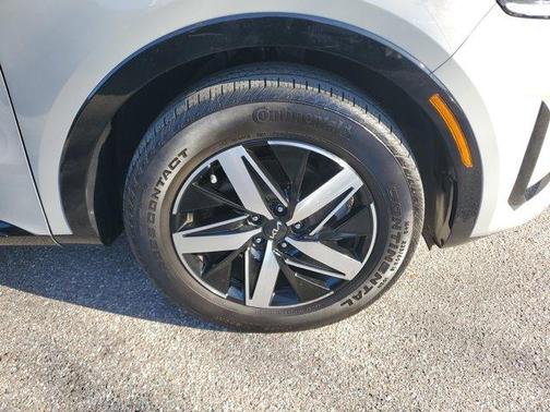 2023 Kia Sorento EX