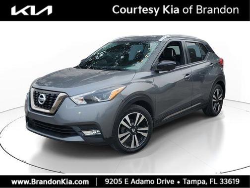 2019 Nissan Kicks SR