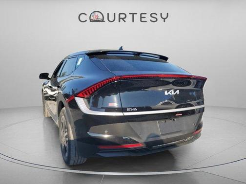 2025 Kia EV6 Light Long Range