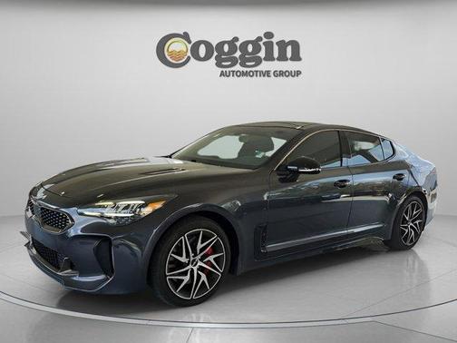 Metal 2023 Kia Stinger GT-Line