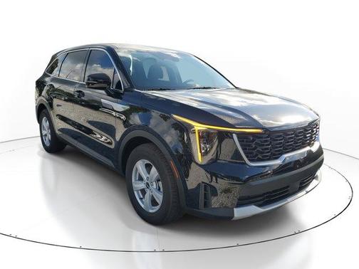 2025 Kia Sorento LX