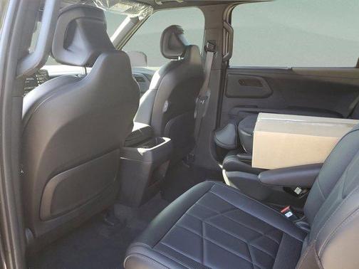 Metal 2027 Kia Telluride SX