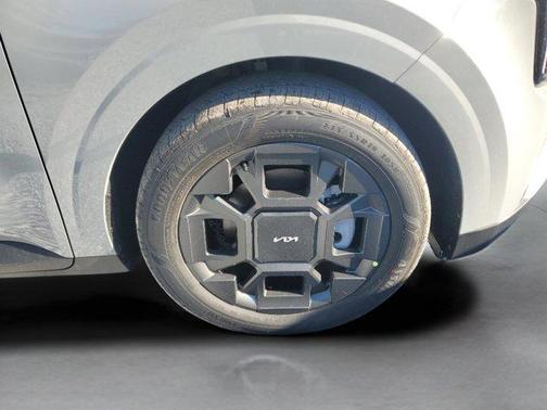 Ceramic Silver 2026 Kia Carnival Hybrid EX