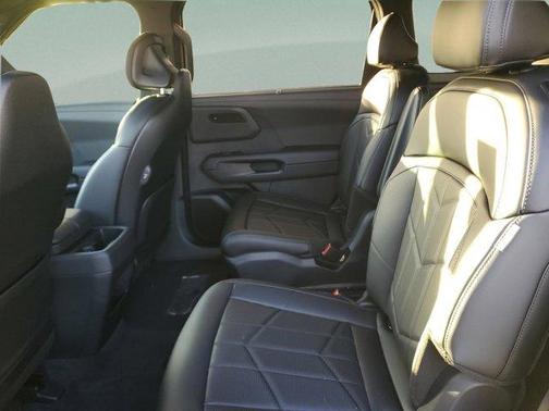 Terrain 2027 Kia Telluride SX