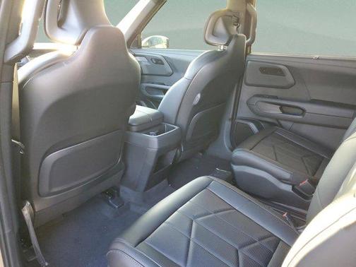 Terrain 2027 Kia Telluride SX