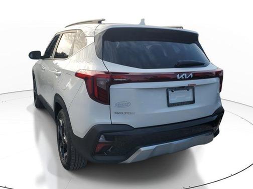 2025 Kia Seltos EX