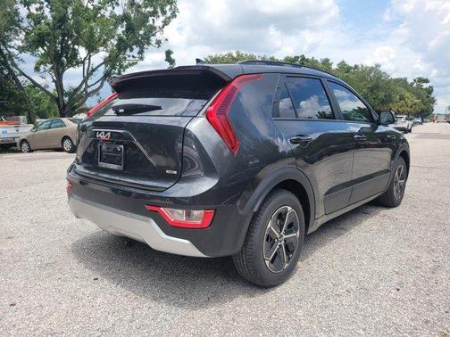 2025 Kia Niro EX