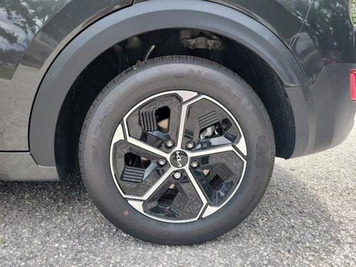 2025 Kia Niro EX