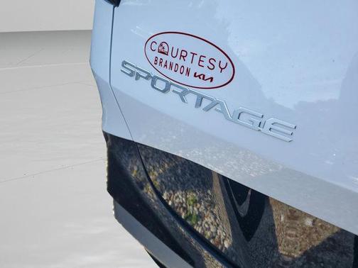 2026 Kia Sportage SX