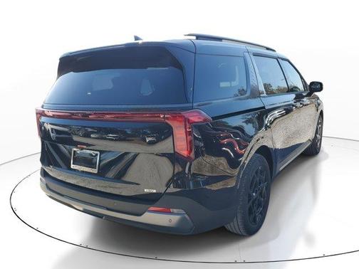 2025 Kia Carnival Hybrid SX