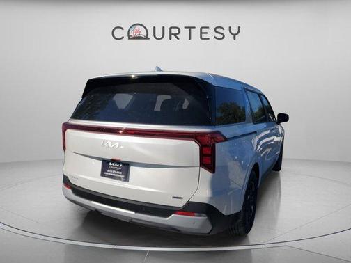 2026 Kia Carnival Hybrid LXS