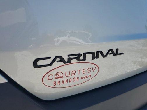 2025 Kia Carnival Hybrid SX