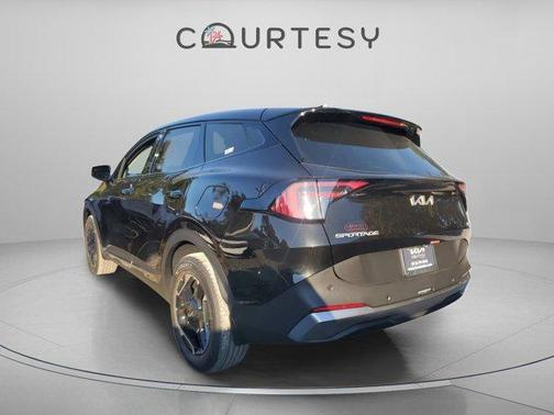 2026 Kia Sportage Hybrid S