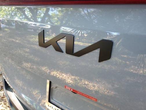 2025 Kia Carnival Hybrid SX