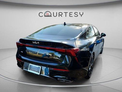 Aurora Black Pearl 2026 Kia K5 GT