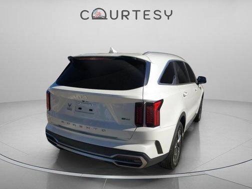 2022 Kia Sorento Hybrid S