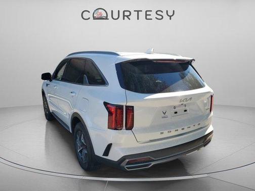 2022 Kia Sorento Hybrid S