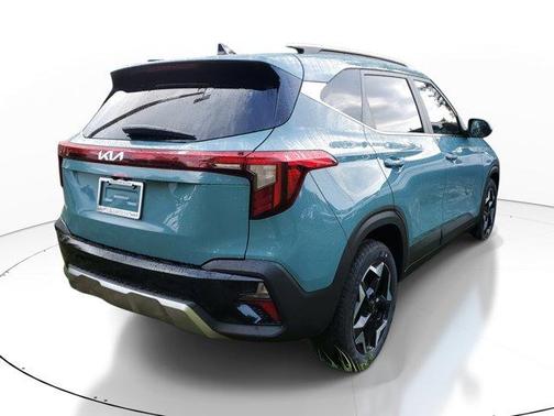 2025 Kia Seltos EX