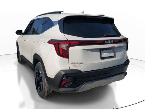 2025 Kia Seltos EX