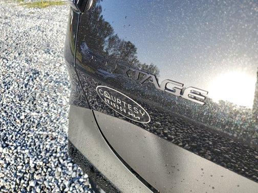 2025 Kia Sportage Plug-In Hybrid X-Line