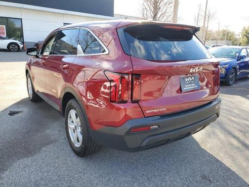 2023 Kia Sorento LX