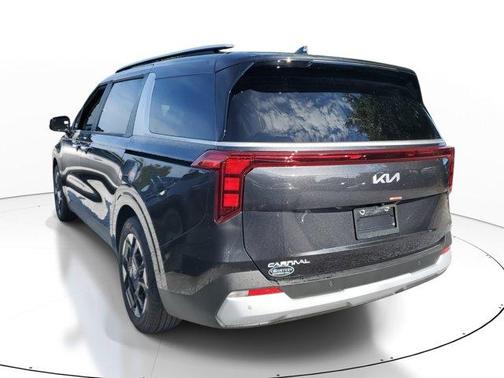 2025 Kia Carnival EX