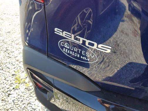 2025 Kia Seltos EX