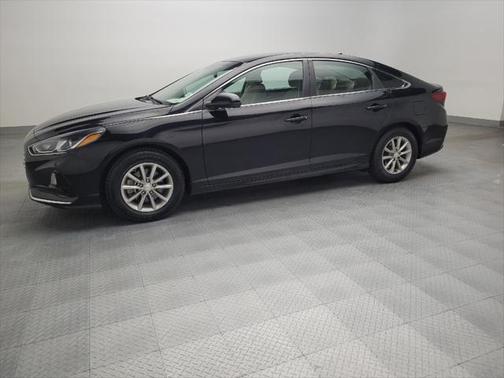 2018 Hyundai SONATA SE