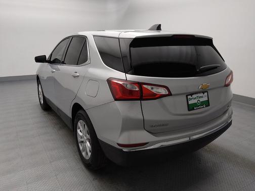 Silver Ice Metallic 2019 Chevrolet Equinox 1LT