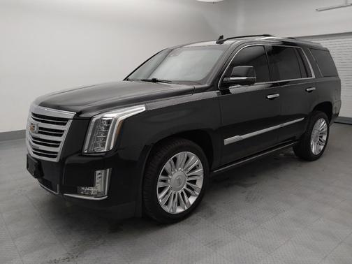 2017 Cadillac Escalade Platinum
