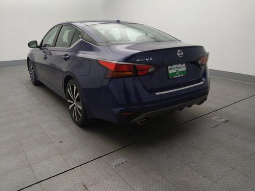 2021 Nissan Altima SR FWD