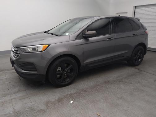2021 Ford Edge SE
