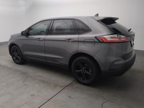2021 Ford Edge SE