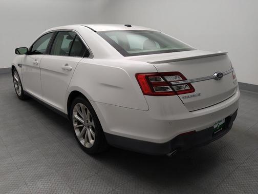 White Platinum Metallic Tri-Coat 2014 Ford Taurus Limited