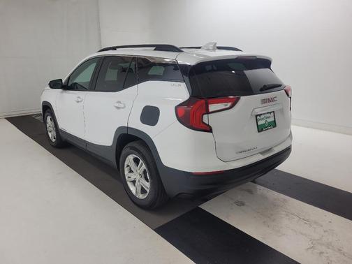 Summit White 2022 GMC Terrain SLE