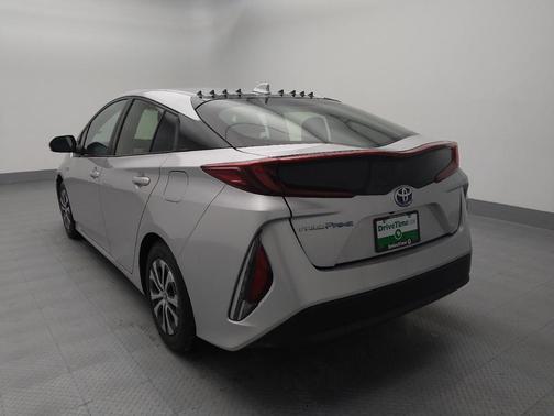 Classic Silver Metallic 2021 Toyota Prius Prime LE