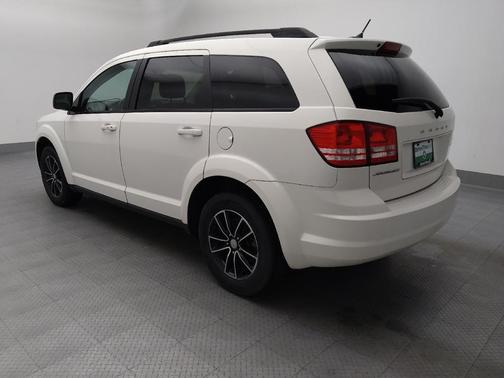 Vice White 2017 Dodge Journey SE